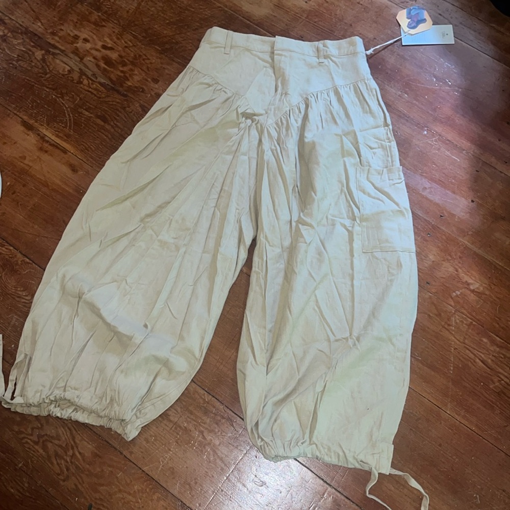 STUNNING Fe Noel x Target Highrise Linen & Rayon Pants (tan) - Size 4